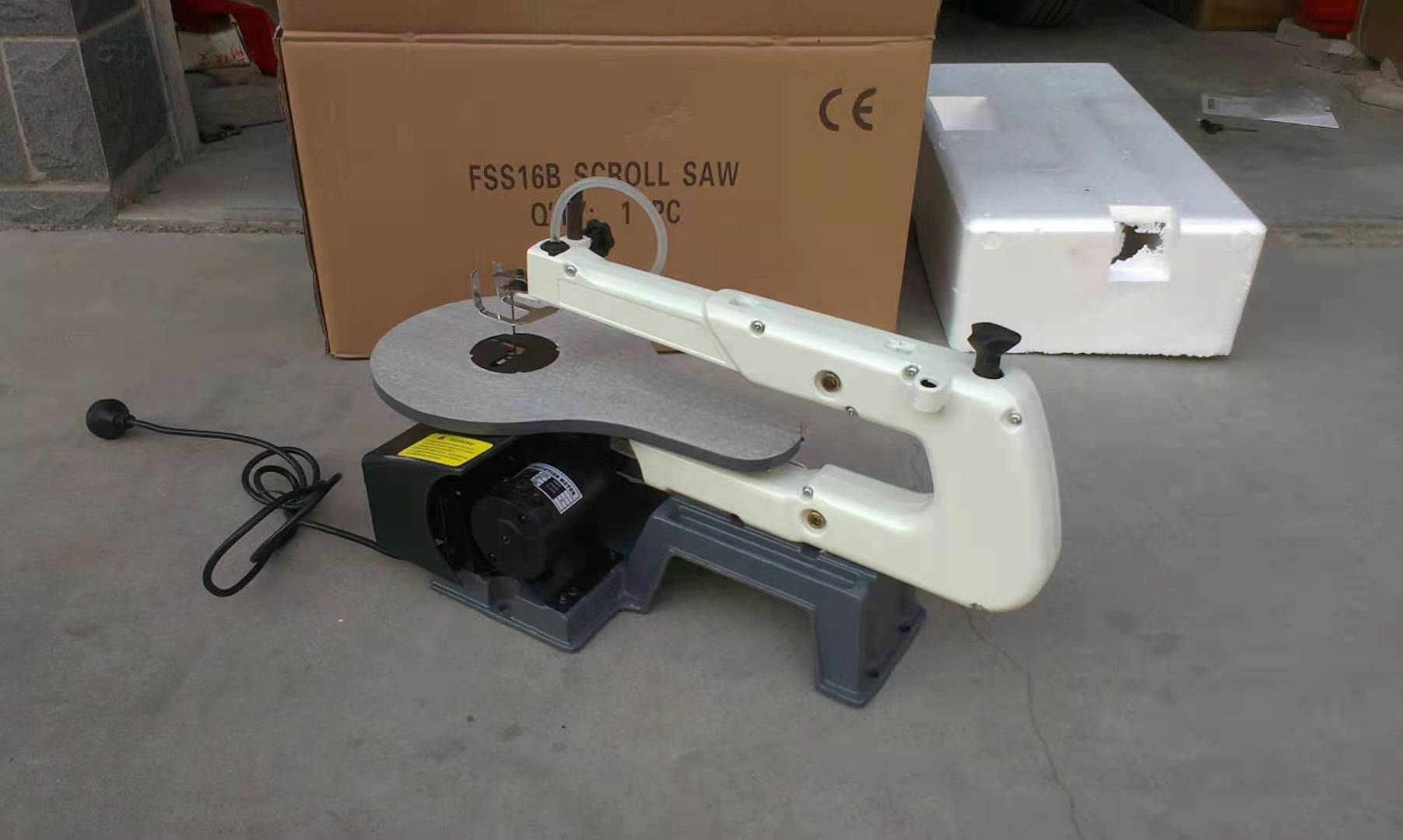 Wood Cutting Industrial Deskto - Woodworking Machine review and price